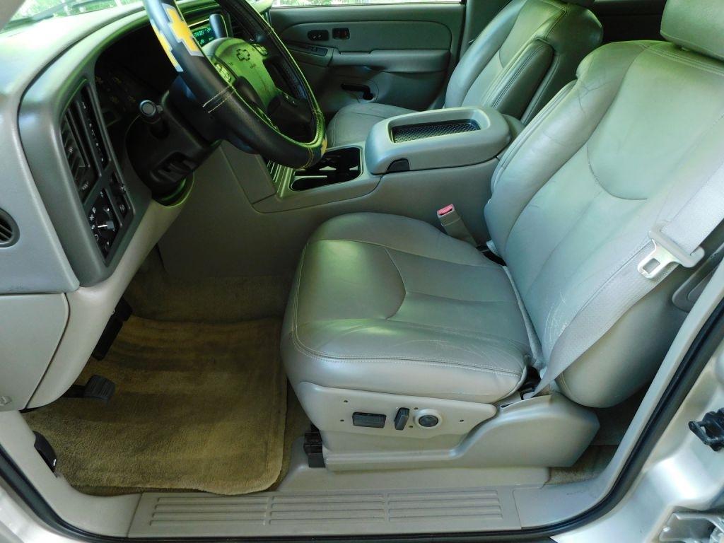 Chevrolet Tahoe Z71 4D SUV 4WD 2004