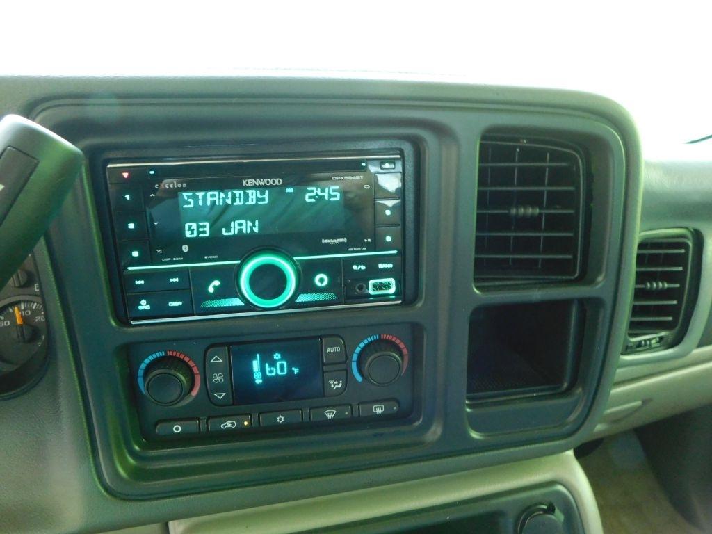 Chevrolet Tahoe Z71 4D SUV 4WD 2004