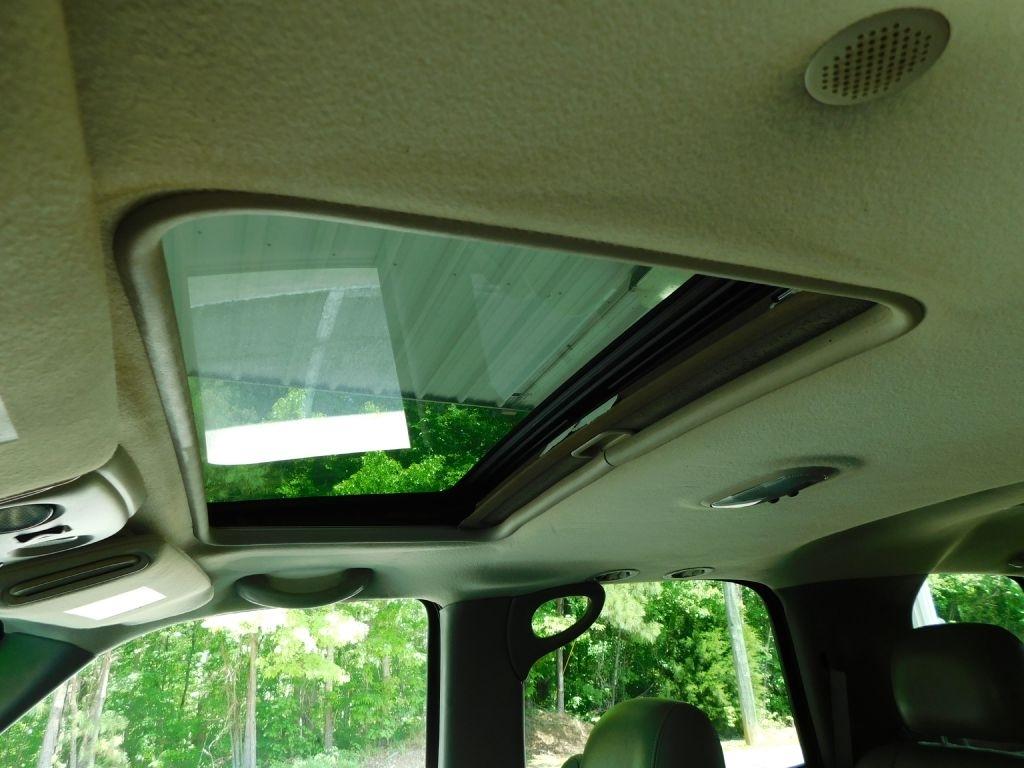 Chevrolet Tahoe Z71 4D SUV 4WD 2004