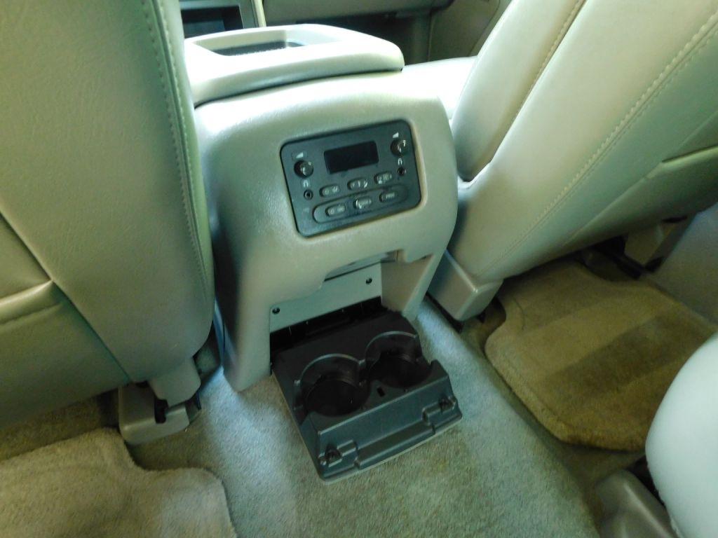 Chevrolet Tahoe Z71 4D SUV 4WD 2004