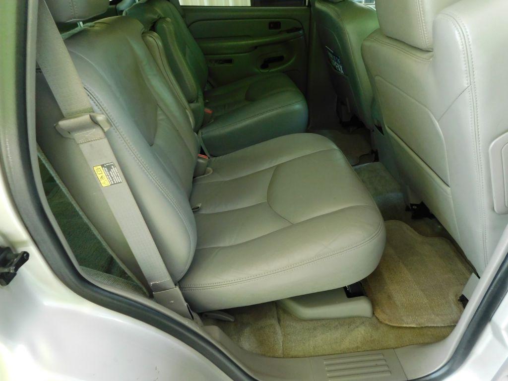 Chevrolet Tahoe Z71 4D SUV 4WD 2004