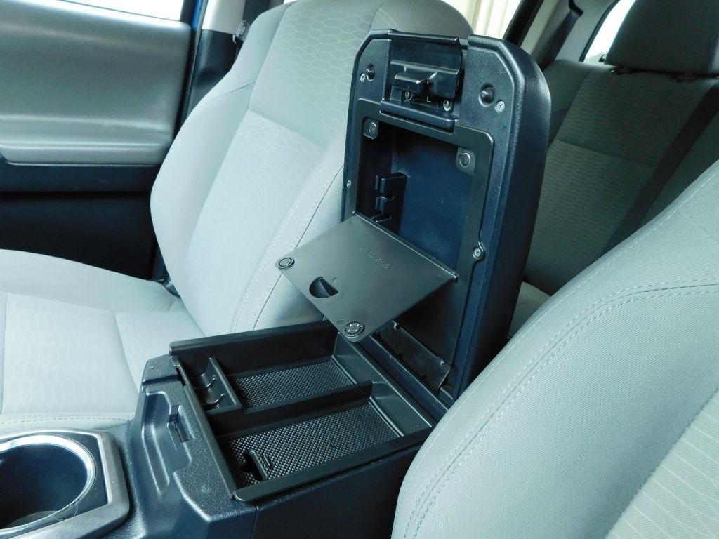 Toyota Tacoma SR5 Double Cab Long Bed V6 6AT 4WD 2016