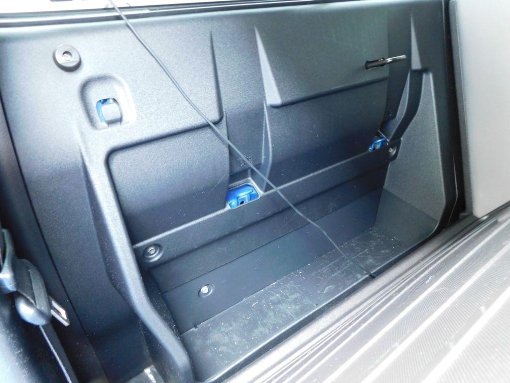 Toyota Tacoma SR5 Double Cab Long Bed V6 6AT 4WD 2016