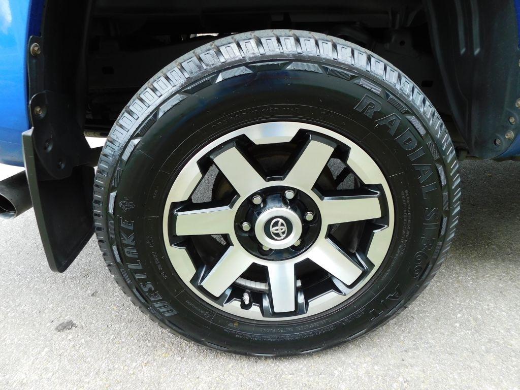 Toyota Tacoma SR5 Double Cab Long Bed V6 6AT 4WD 2016