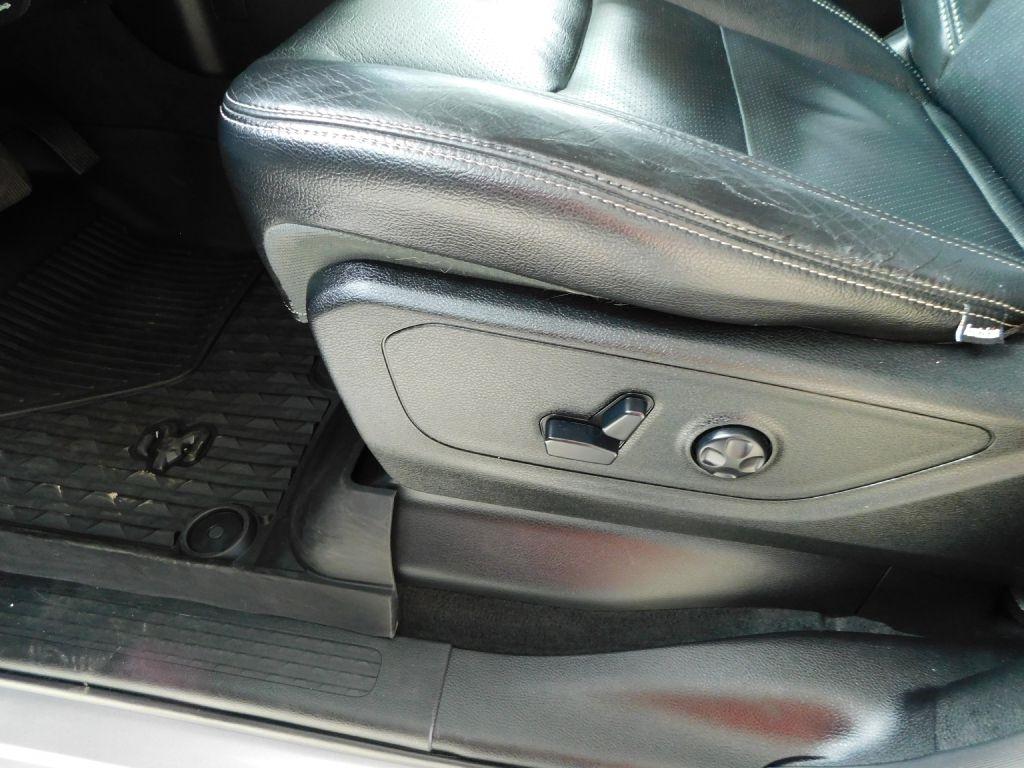 RAM 1500 Big Horn Crew Cab SWB 4WD 2020