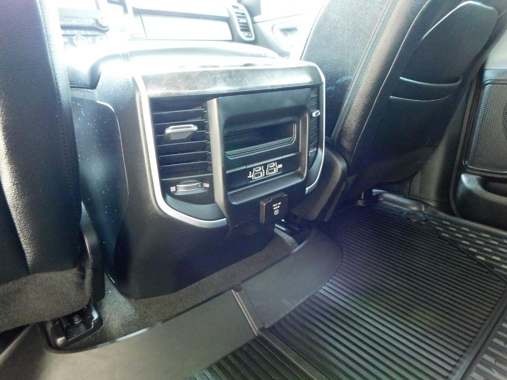 RAM 1500 Big Horn Crew Cab SWB 4WD 2020