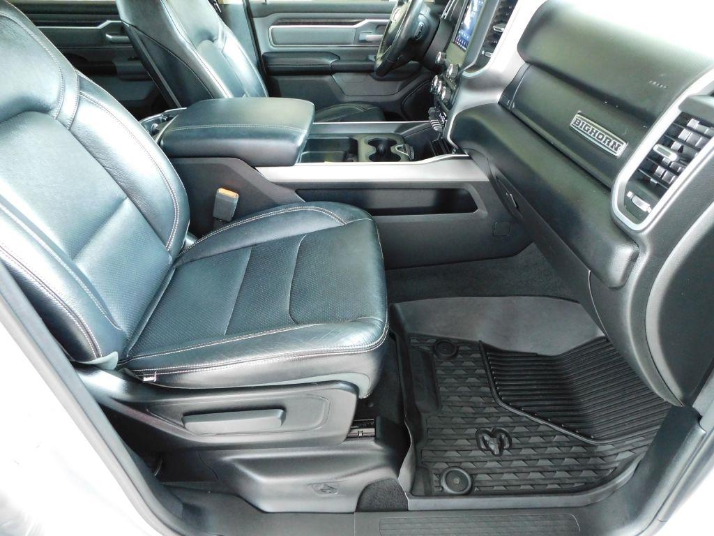 RAM 1500 Big Horn Crew Cab SWB 4WD 2020