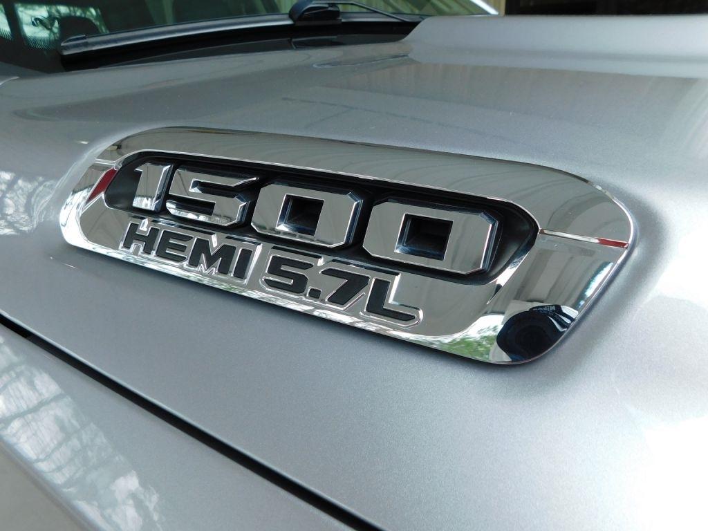 RAM 1500 Big Horn Crew Cab SWB 4WD 2020