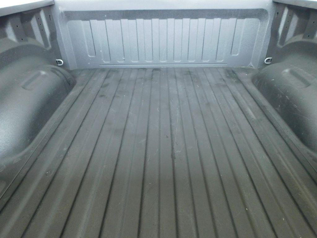 RAM 1500 Big Horn Crew Cab SWB 4WD 2020