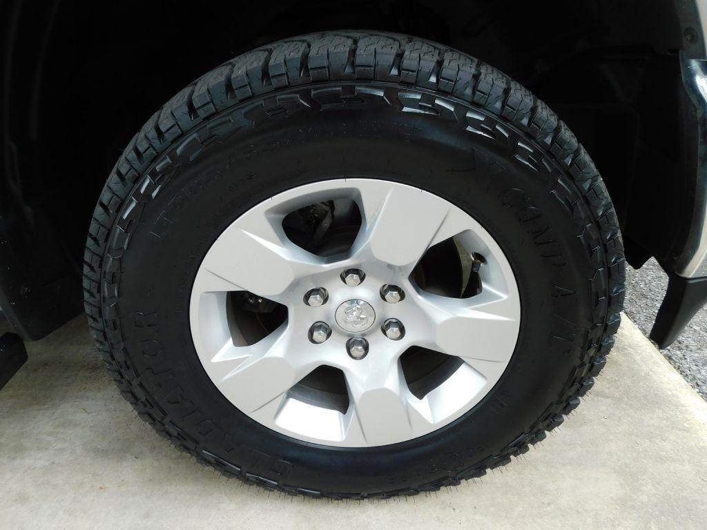 RAM 1500 Big Horn Crew Cab 4WD 2020