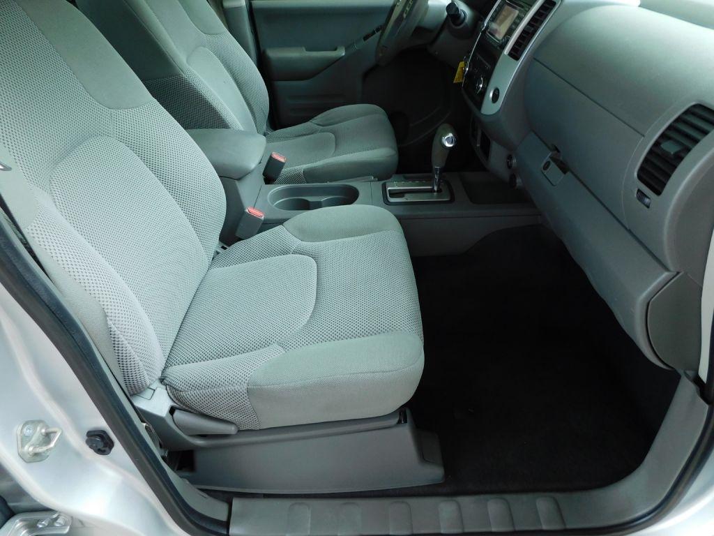 Nissan Frontier S Crew Cab 5AT 2WD 2018