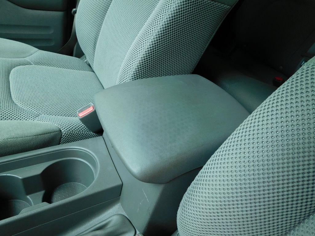 Nissan Frontier SV Crew Cab 2WD 2018