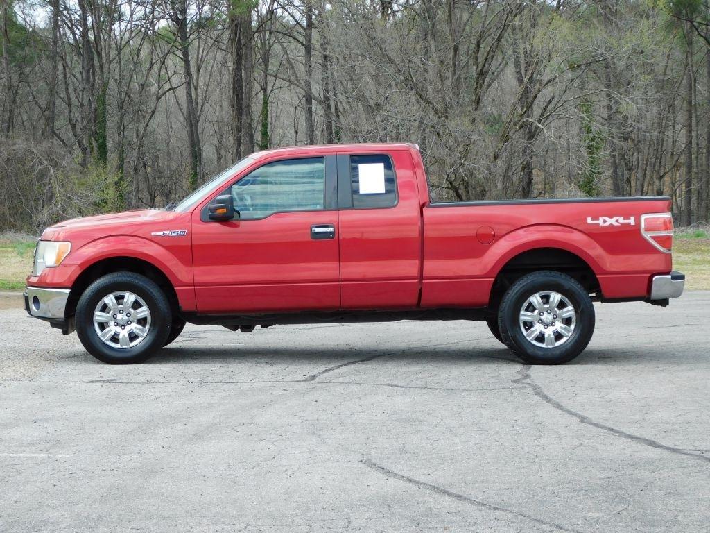 Ford F-150 XLT SuperCab 8-ft. Bed 4WD 2010