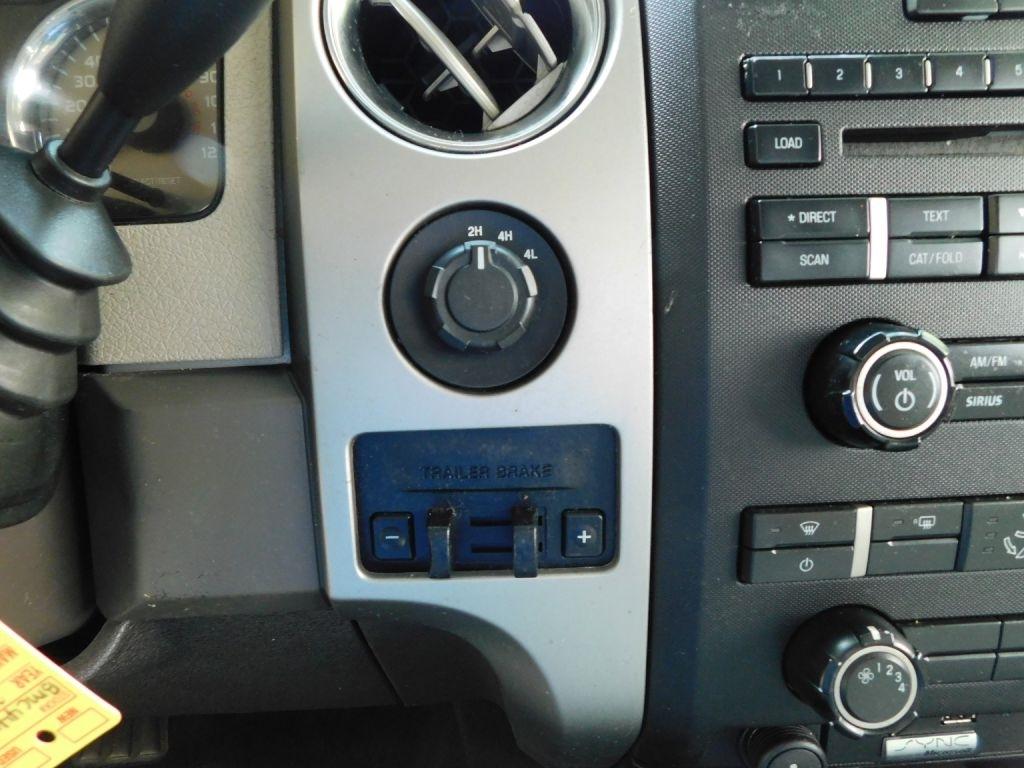 Ford F-150 XLT SuperCab 8-ft. Bed 4WD 2010