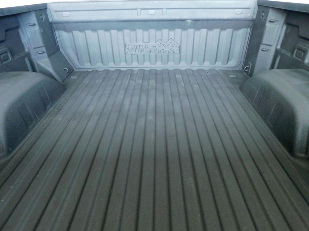 Chevrolet Silverado 1500 High Country Crew Cab 4WD 2020