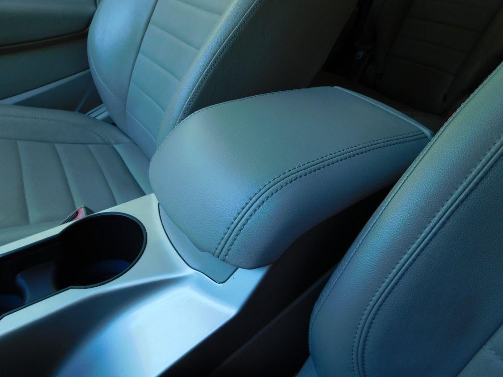 Ford Escape SEL FWD 2013