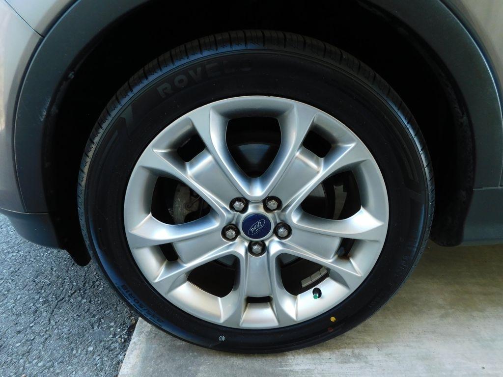 Ford Escape SEL FWD 2013