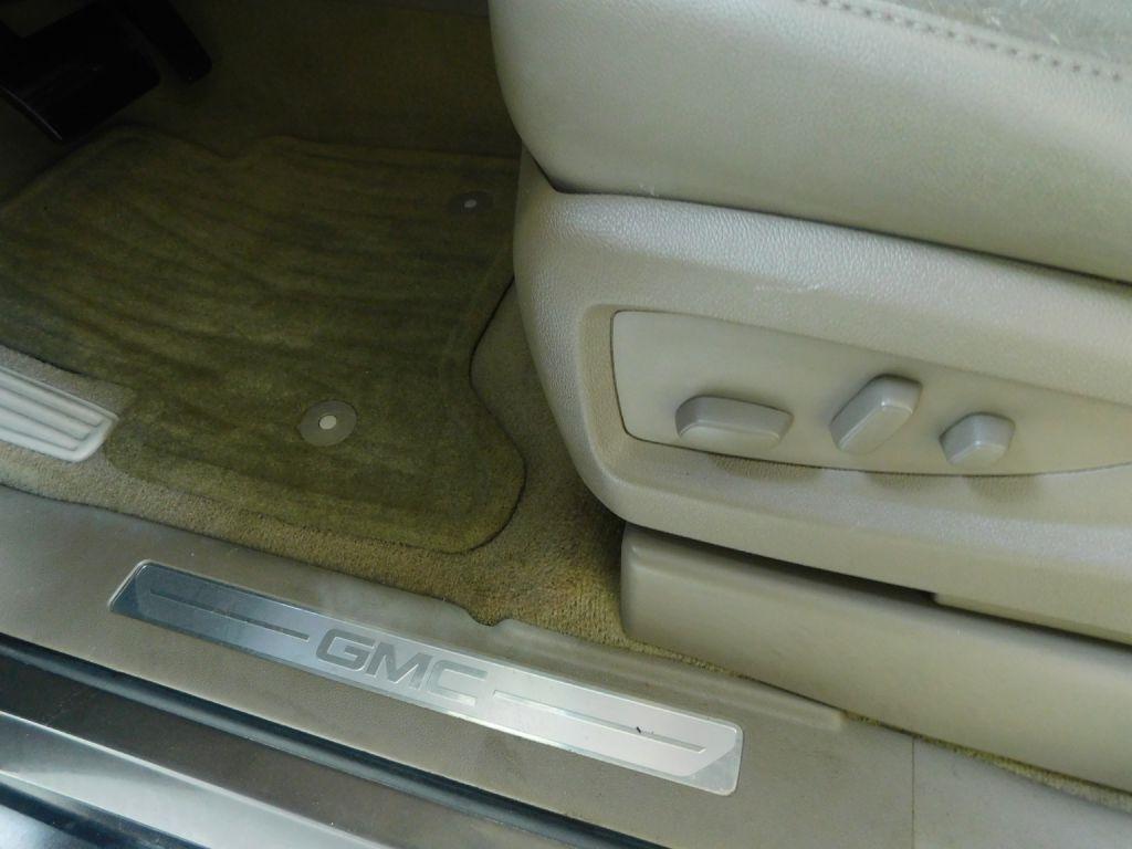 GMC Yukon XL SLT 2WD 2016