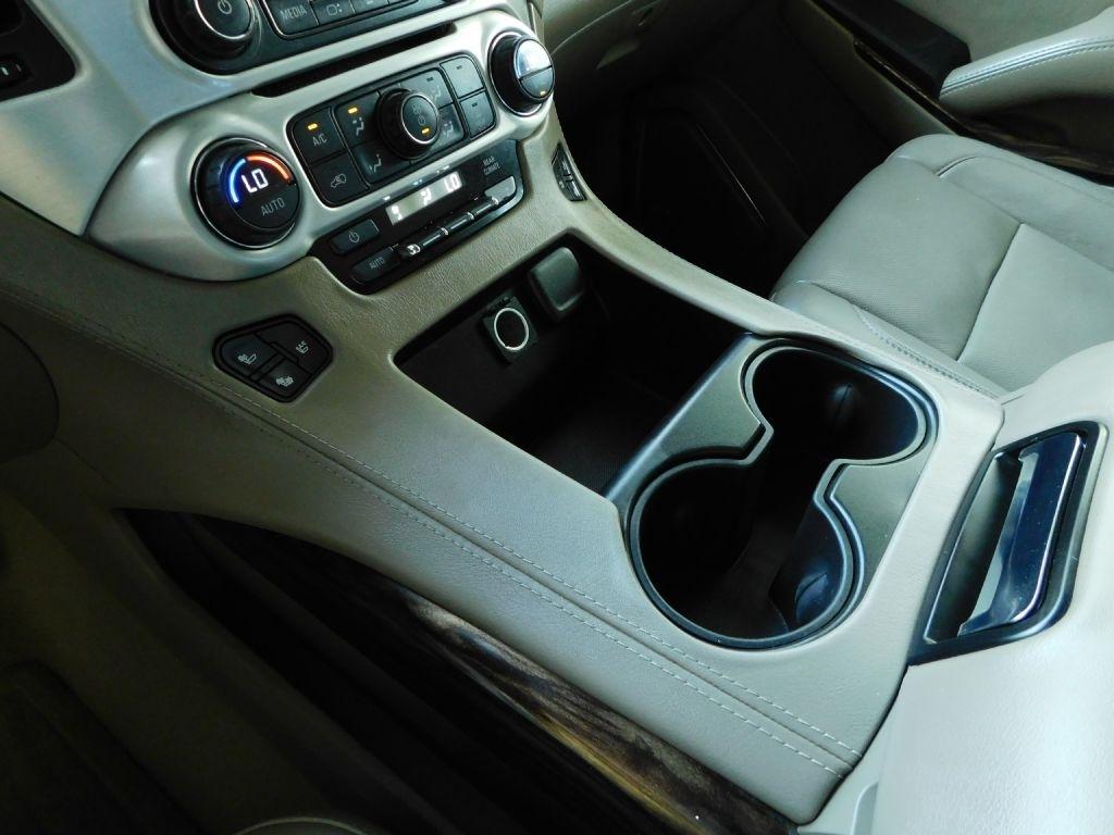 GMC Yukon XL SLT 2WD 2016