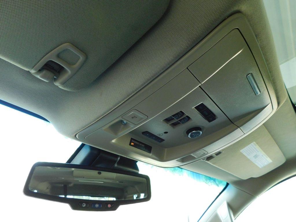 GMC Yukon XL SLT 2WD 2016