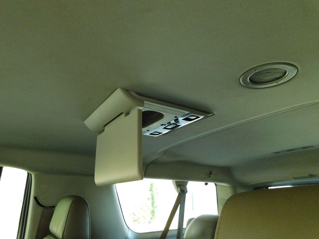 GMC Yukon XL SLT 2WD 2016