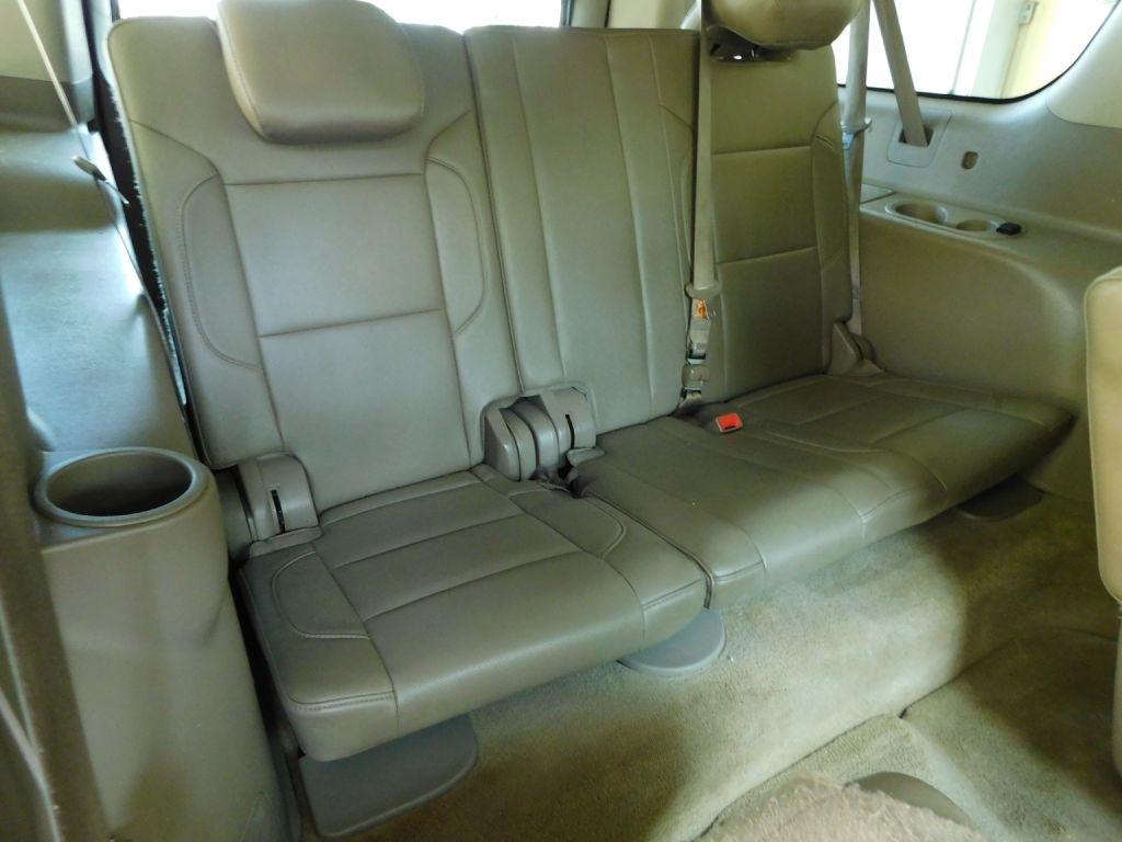 GMC Yukon XL SLT 2WD 2016