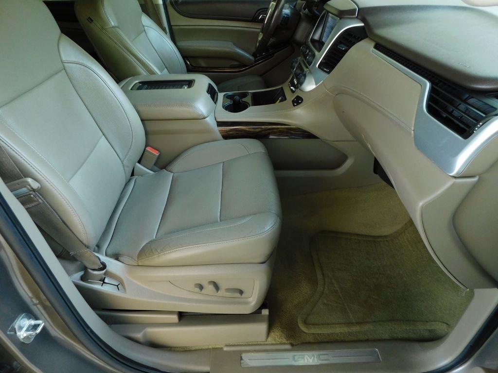 GMC Yukon XL SLT 2WD 2016