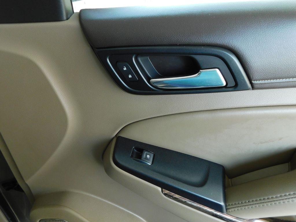 GMC Yukon XL SLT 2WD 2016