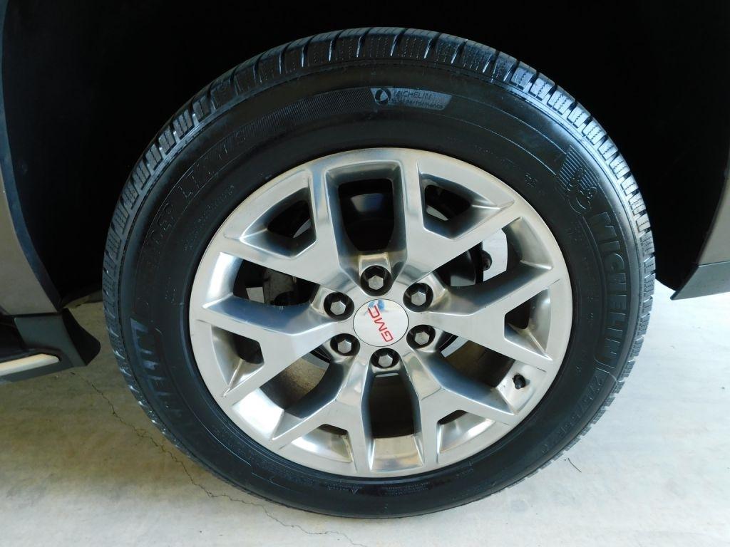 GMC Yukon XL SLT 2WD 2016