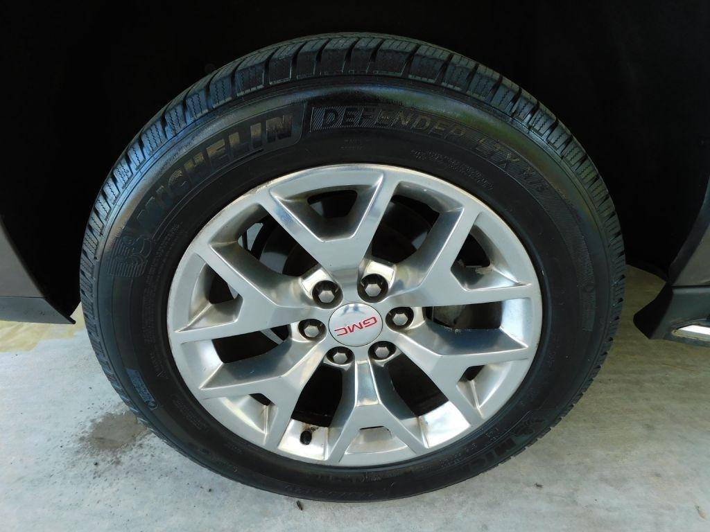 GMC Yukon XL SLT 2WD 2016