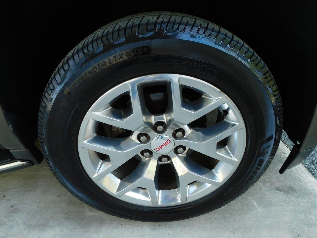 GMC Yukon XL SLT 2WD 2016