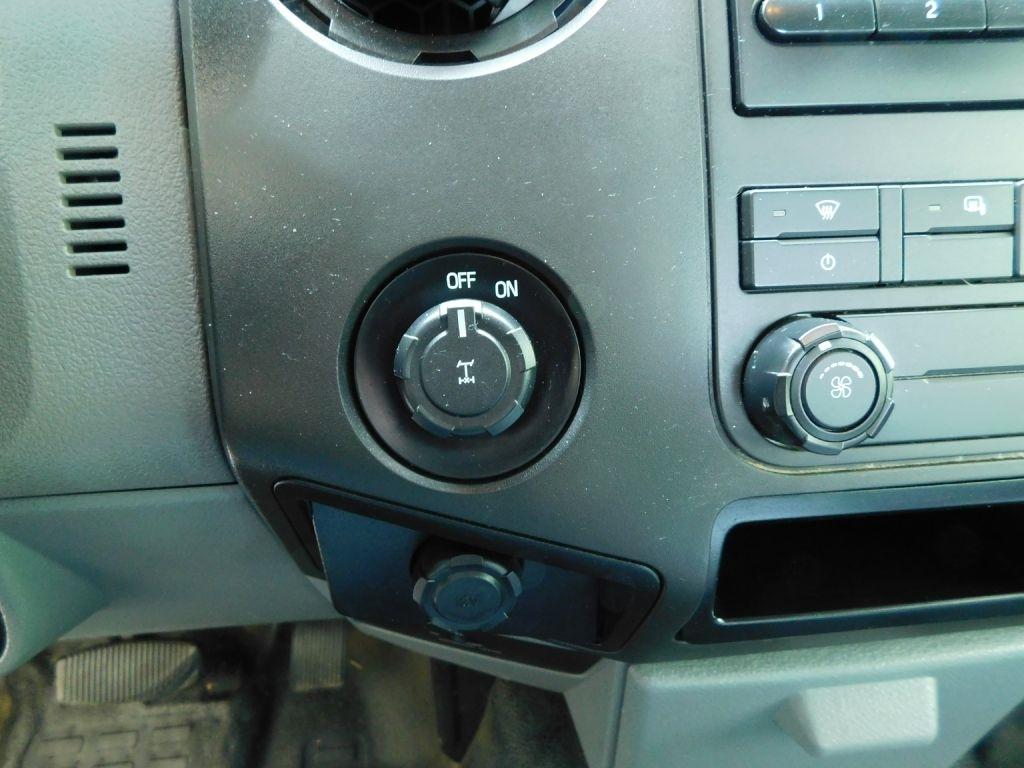 Ford F-250 SD XL SuperCab 2WD 2014