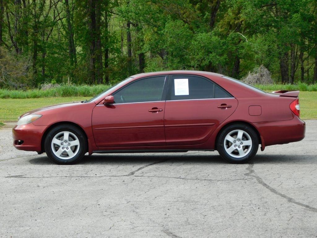 Toyota Camry LE 2002