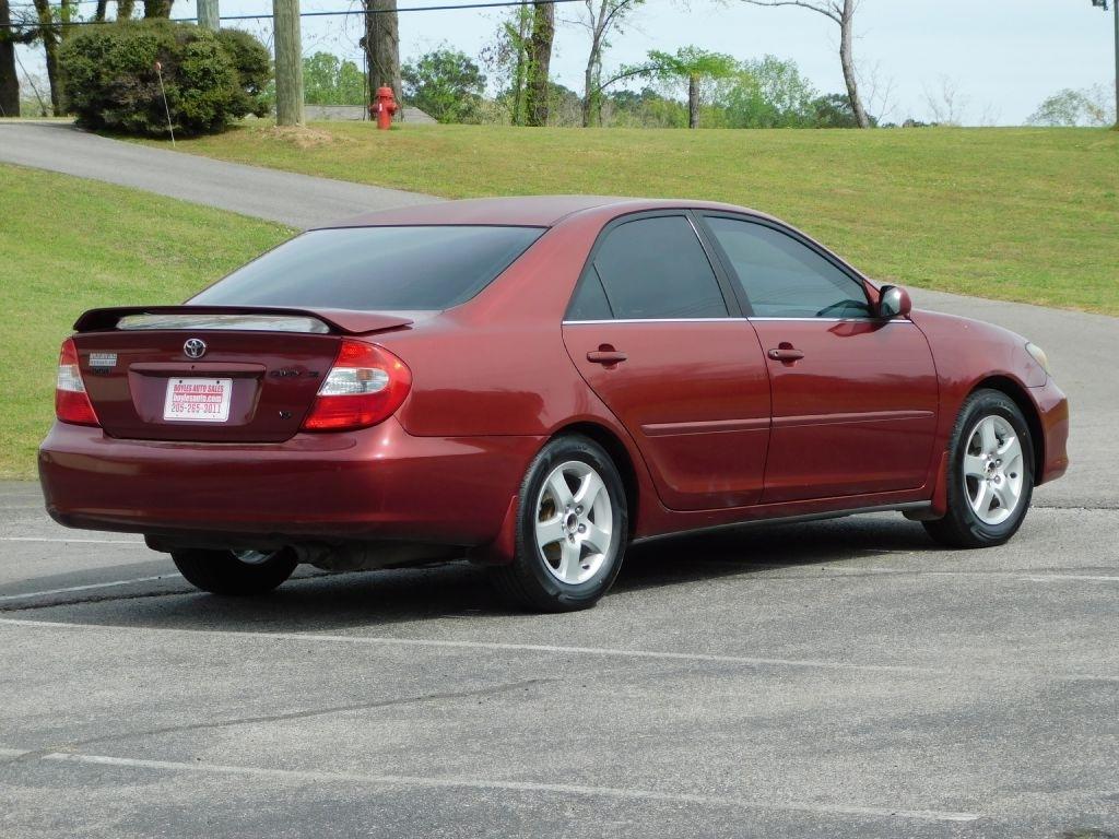 Toyota Camry LE 2002