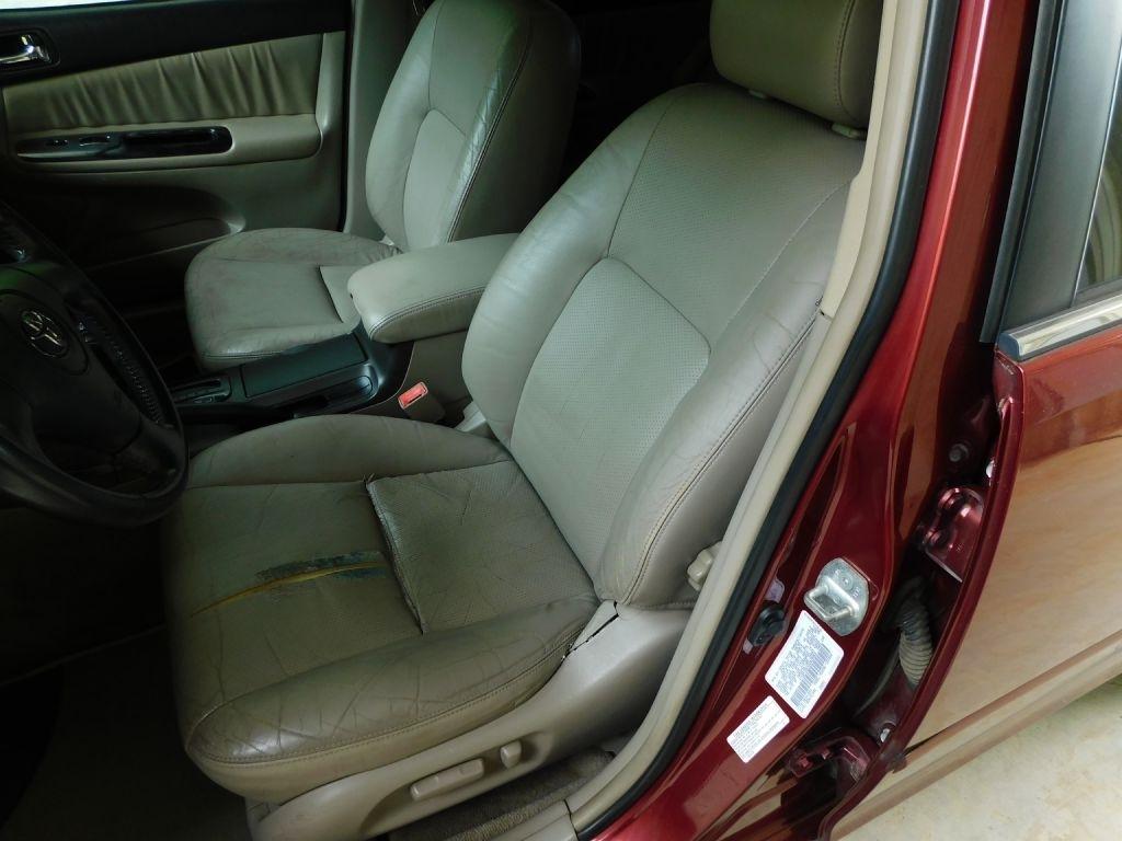 Toyota Camry LE 2002