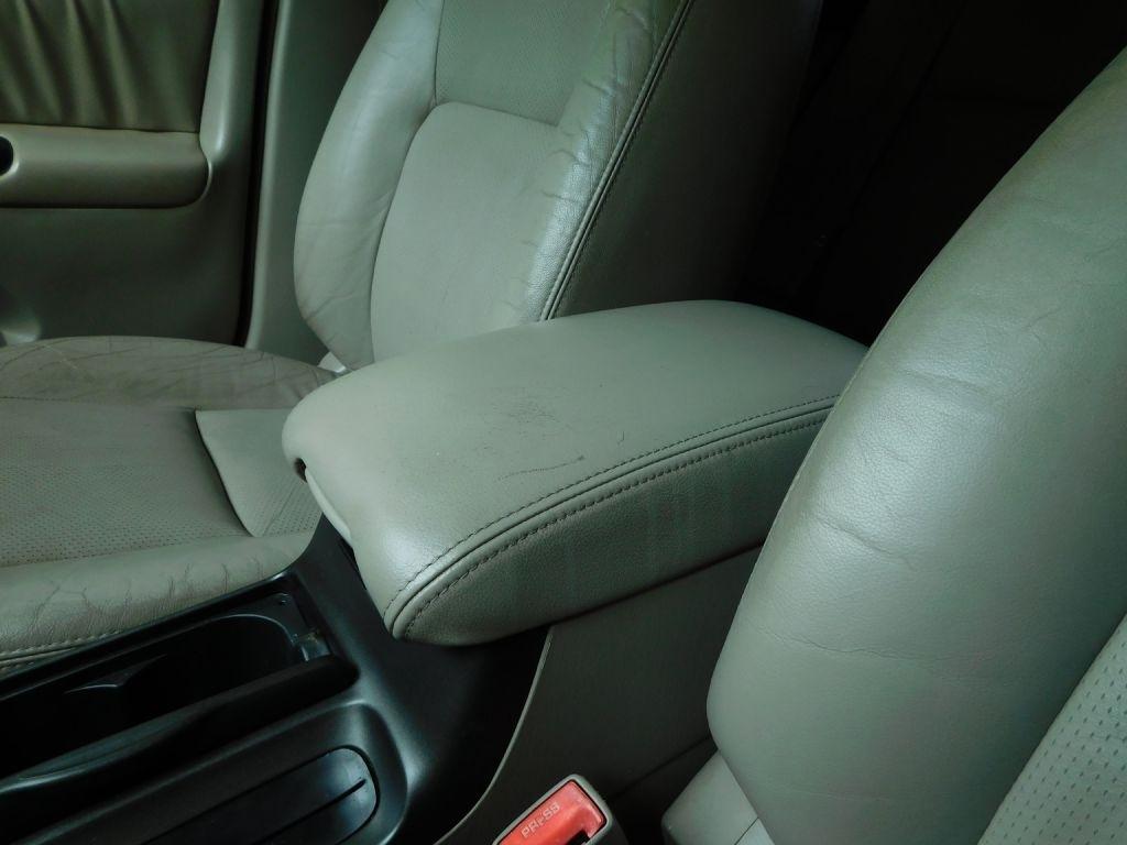 Toyota Camry LE 2002