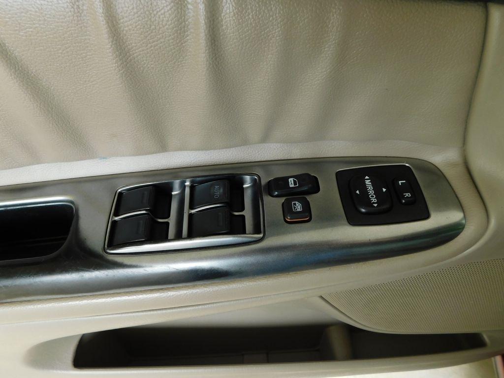 Toyota Camry LE 2002