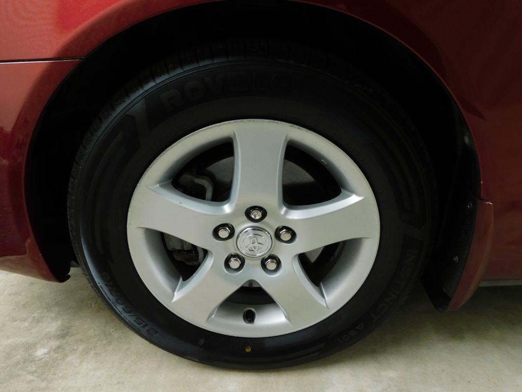 Toyota Camry LE 2002