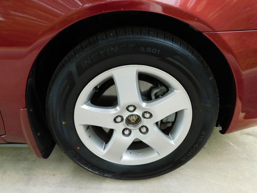 Toyota Camry LE 2002