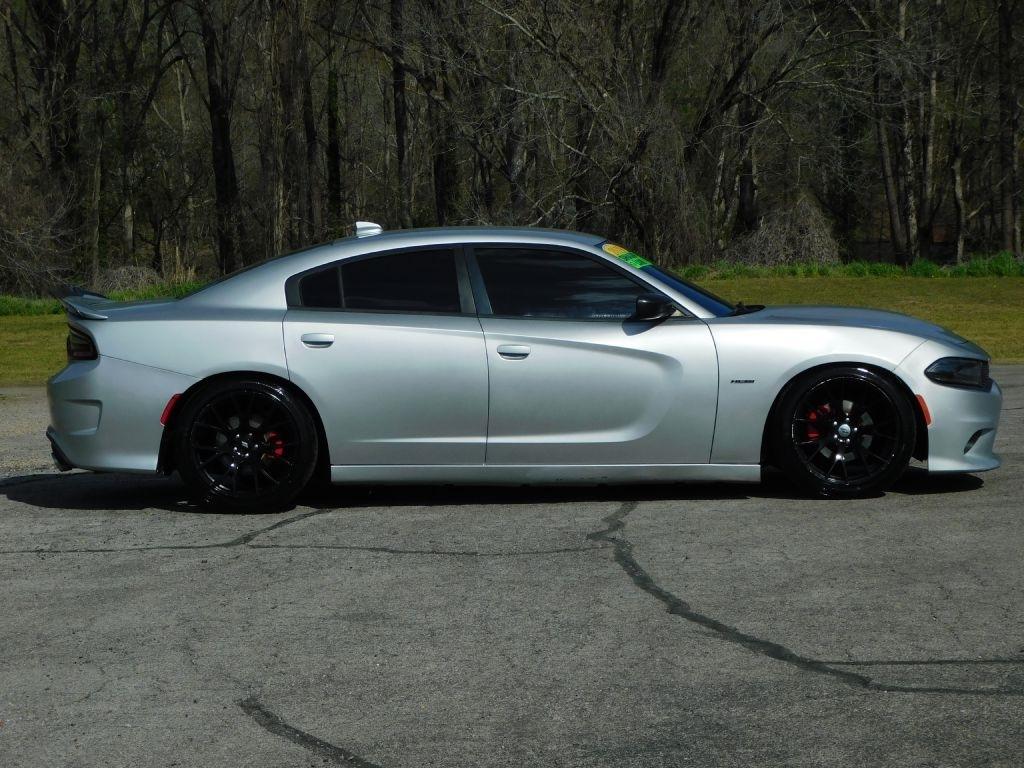 Dodge Charger R/T 2019