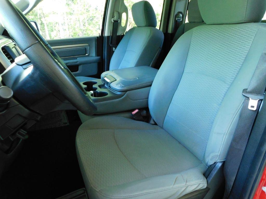 RAM 1500 SLT Quad Cab 4WD 2014