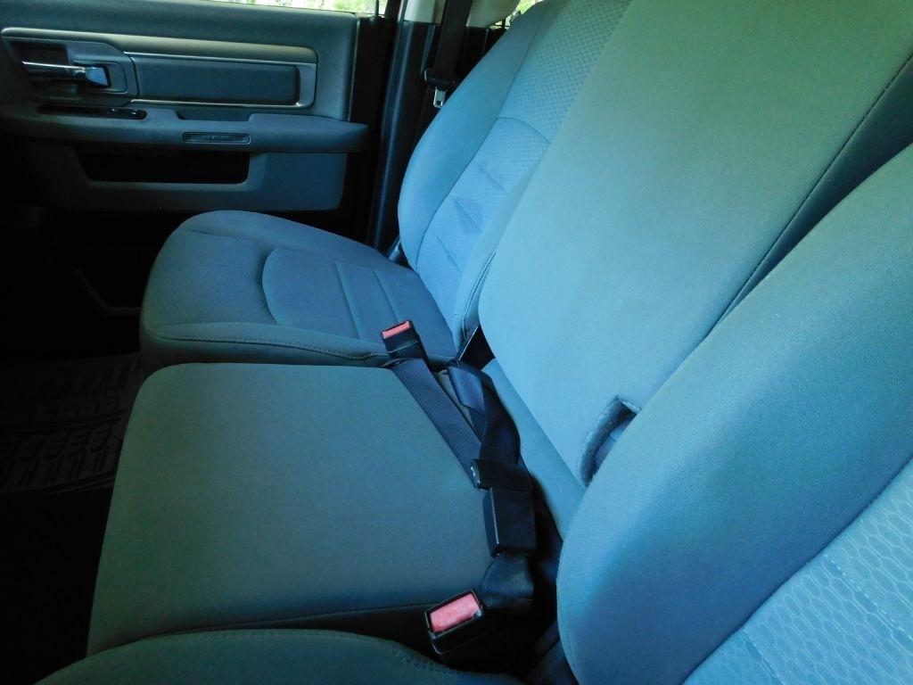 RAM 1500 SLT Quad Cab 4WD 2014