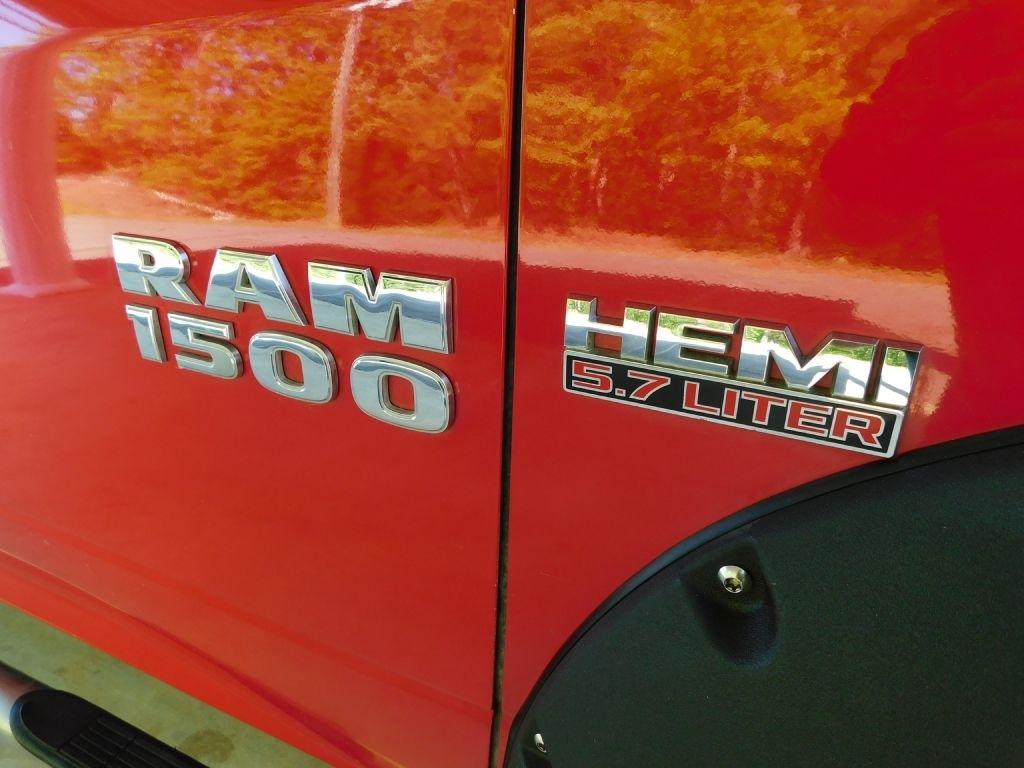 RAM 1500 SLT Quad Cab 4WD 2014