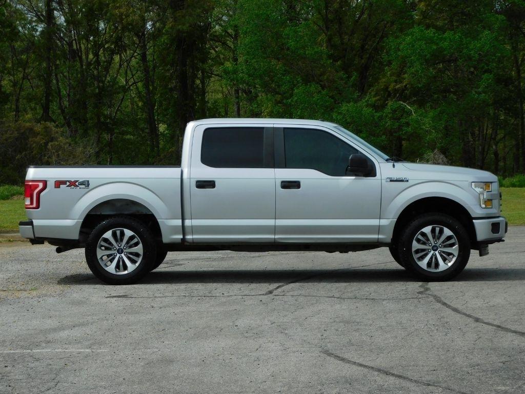 Ford F-150 XL SuperCrew 6.5-ft. Bed 4WD 2017