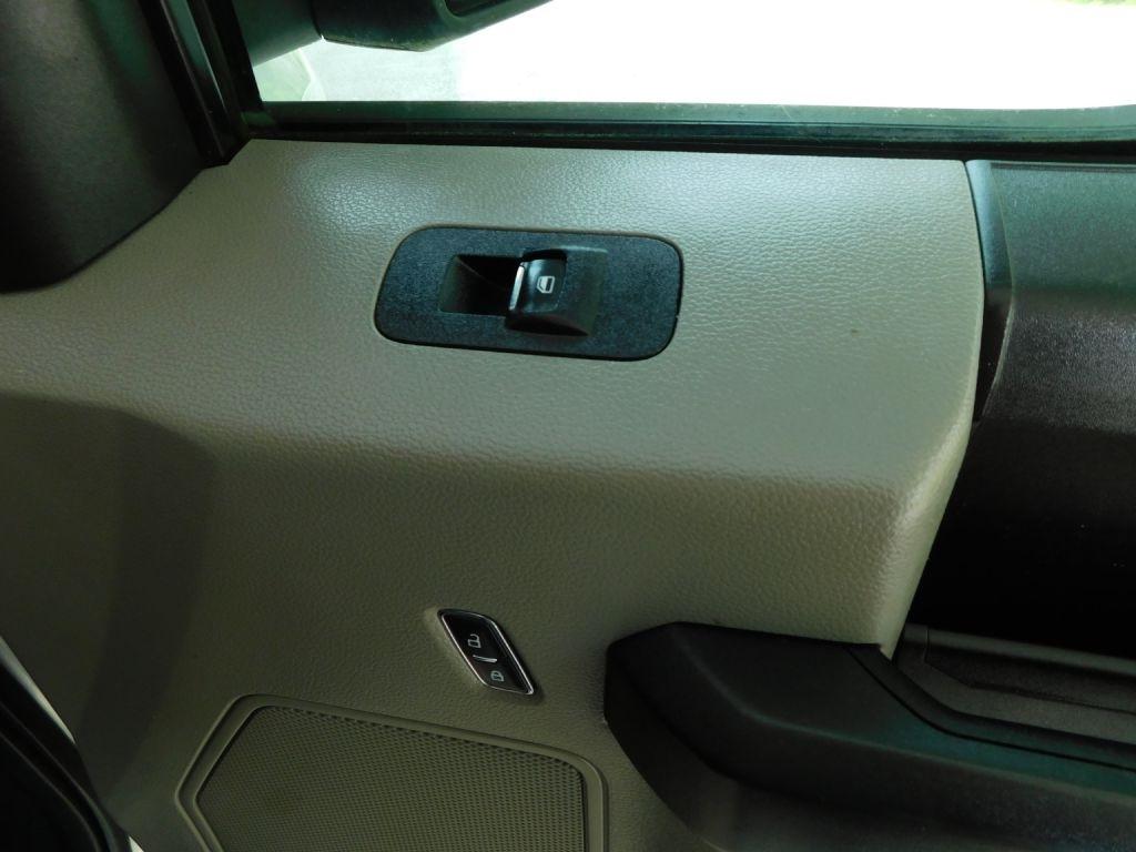 Ford F-150 XL SuperCrew 6.5-ft. Bed 4WD 2017