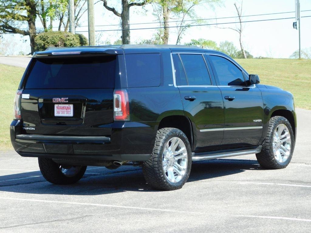 GMC Yukon SLT 4WD 2017