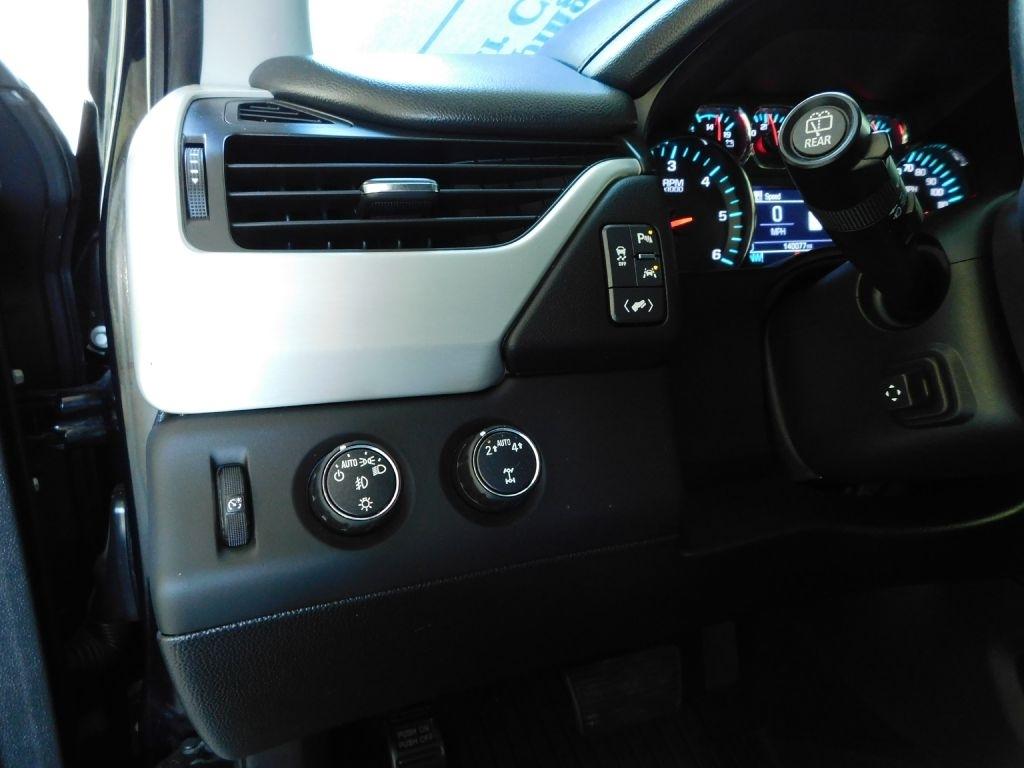 GMC Yukon SLT 4WD 2017