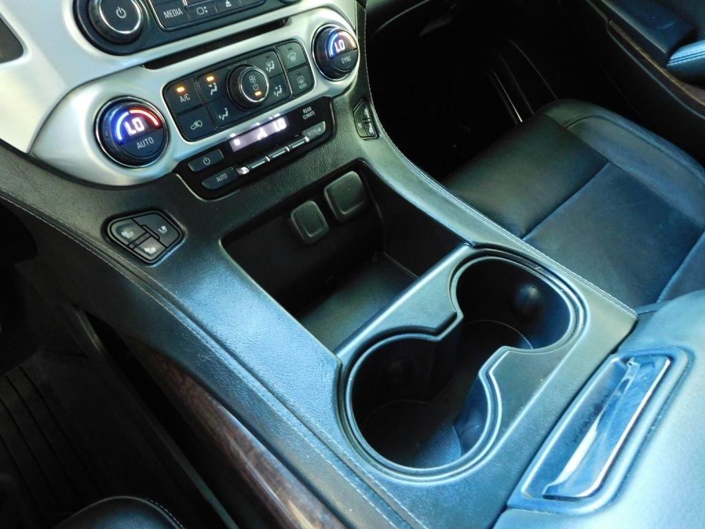 GMC Yukon SLT 4WD 2017