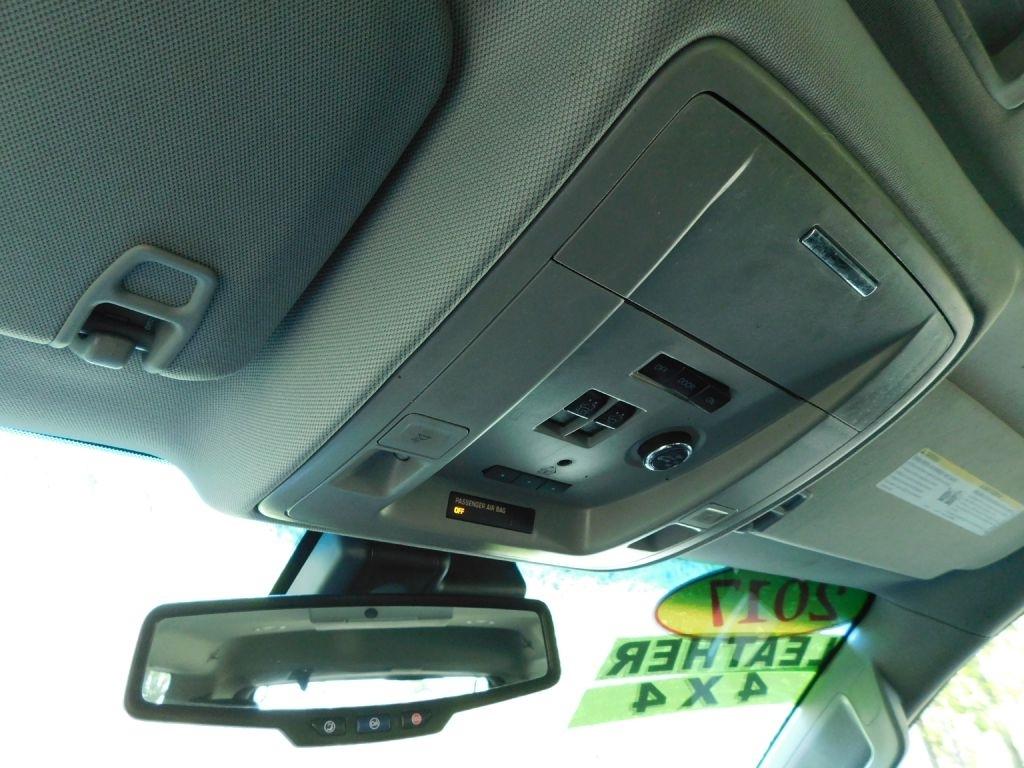 GMC Yukon SLT 4WD 2017