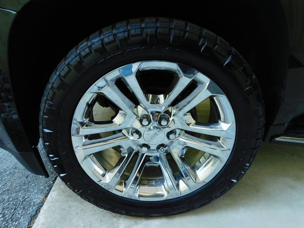 GMC Yukon SLT 4WD 2017